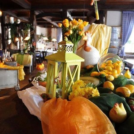 Hotel Gasthof Am Selteltor Wiesensteig Eksteriør billede